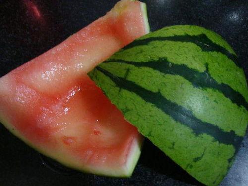 吃鸡蛋可以吃茄瓜吗